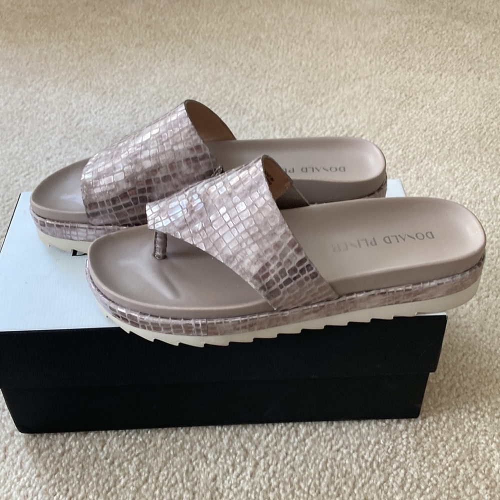 New in Box Donald Pliner Platinum Sandals